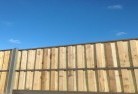 Pumphreys Bridgelap-and-cap-timber-fencing-3.jpg; ?>